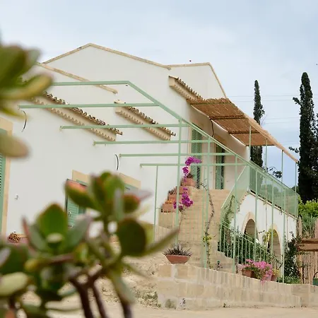 Agriturismo Pietre Di Gelo Carlentini Buitenkant foto